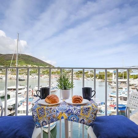 Appartamento Panoramico La Rosa Dei Venti - Maestrale Ischia Eksteriør billede