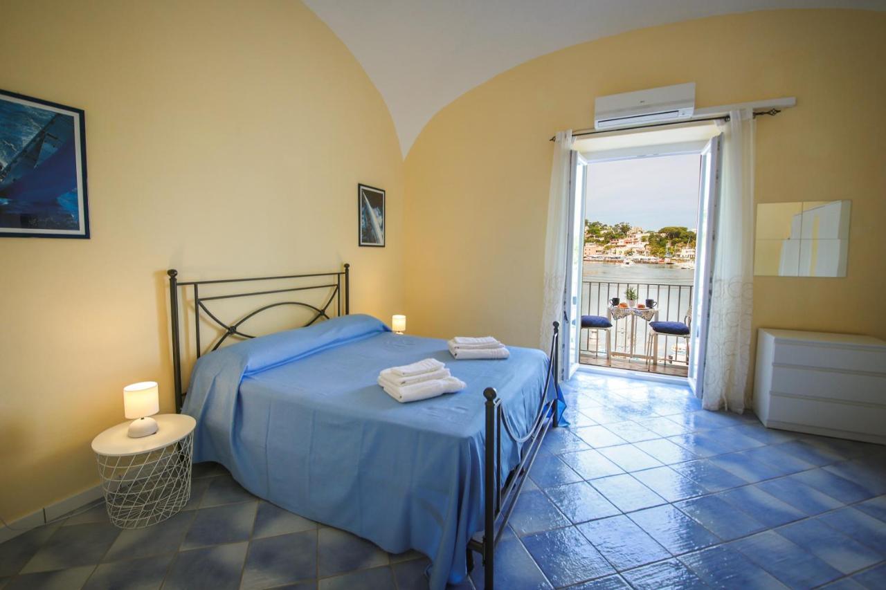 Appartamento Panoramico La Rosa Dei Venti - Maestrale Ischia Eksteriør billede